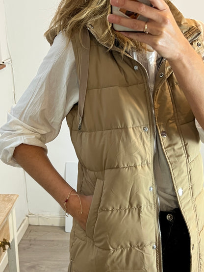 RINO&PELLE. Plumas sin mangas beige T.38