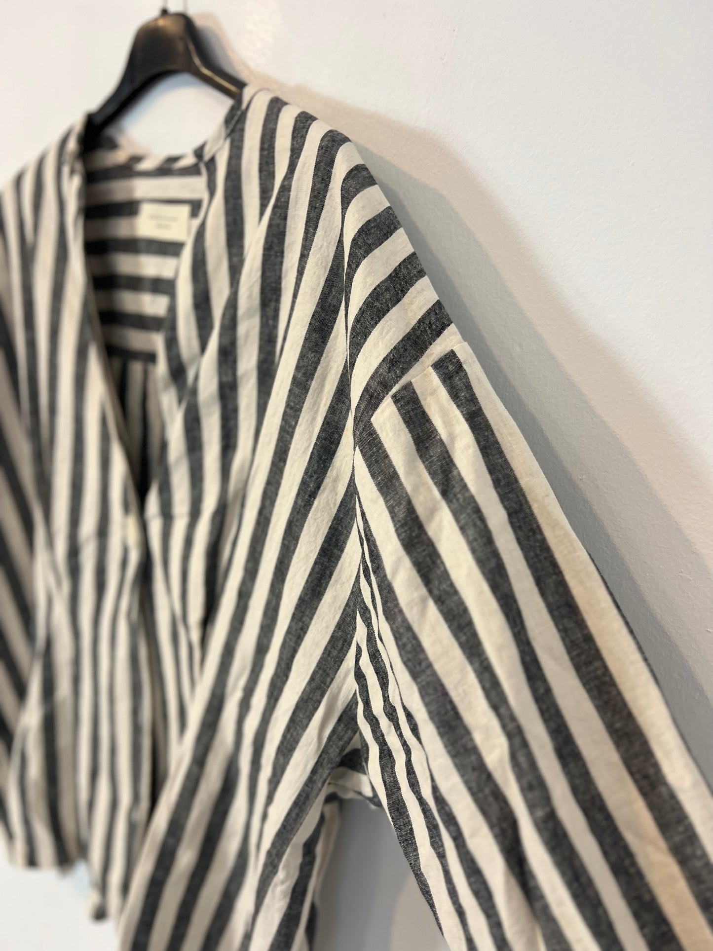 NESINES. Top/chaqueta rayas TU (M)