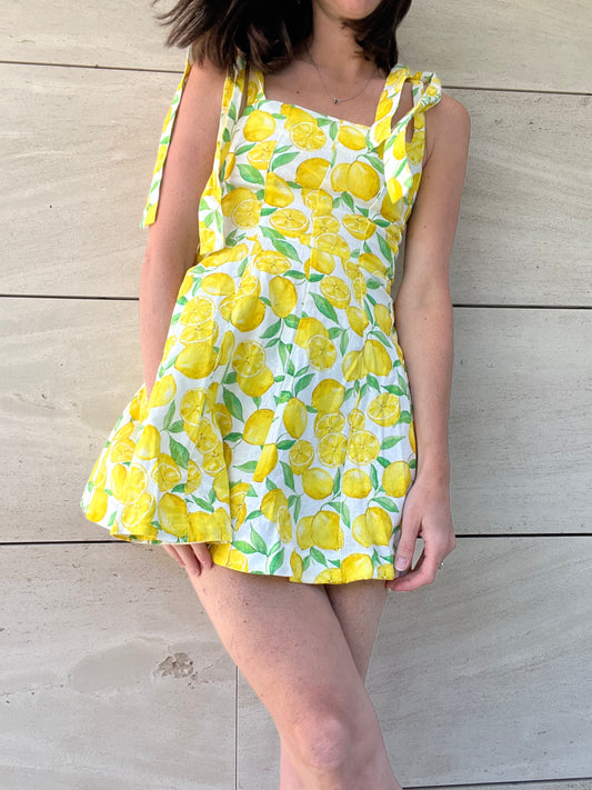 ZARA. Vestido corto limones con lino. T S