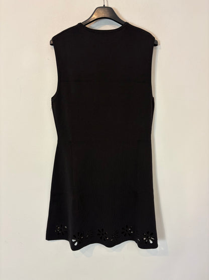 ZARA. Vestido negro punto elástico