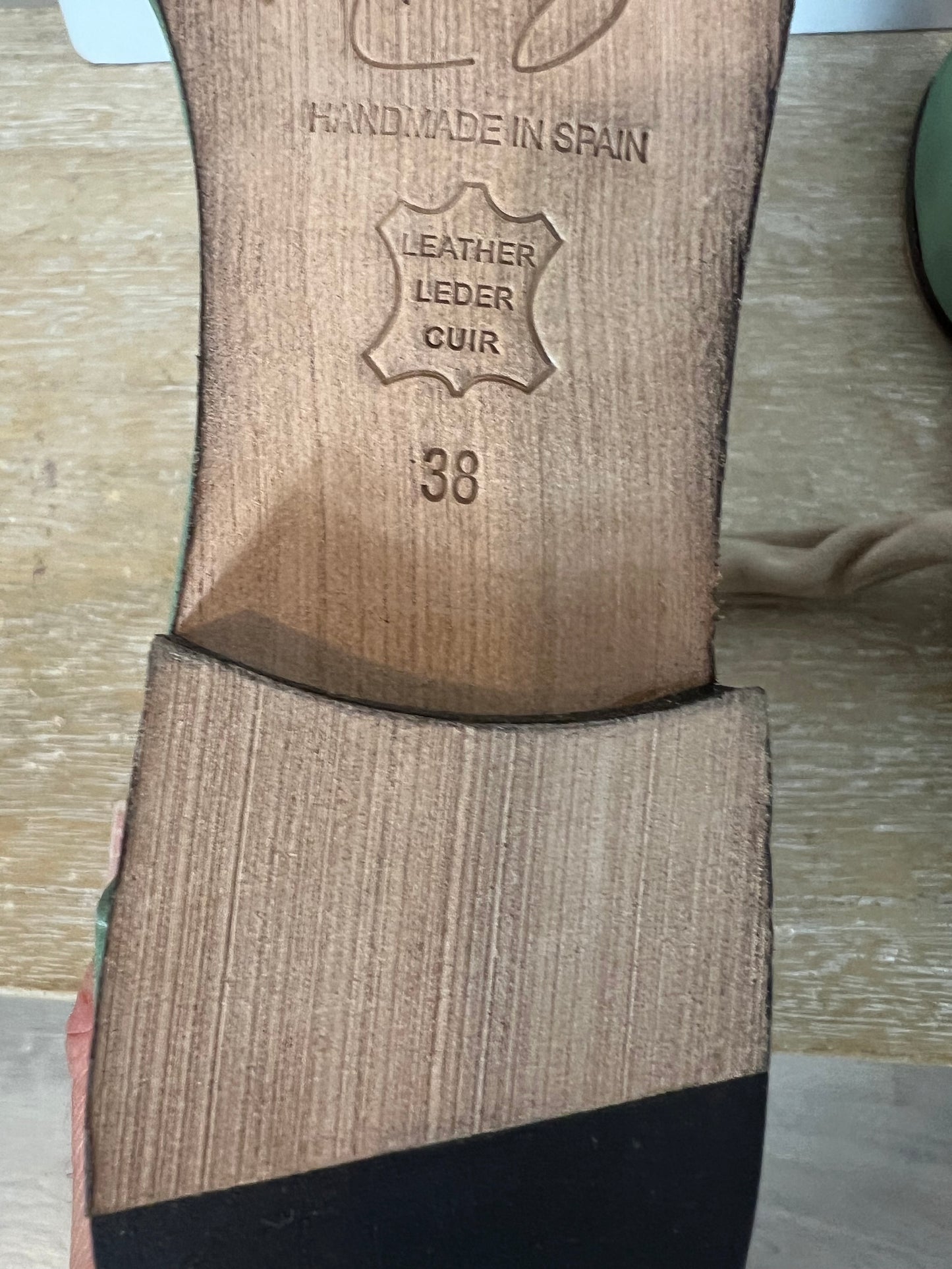 MICUIR. Zapatos planos verdes T.38