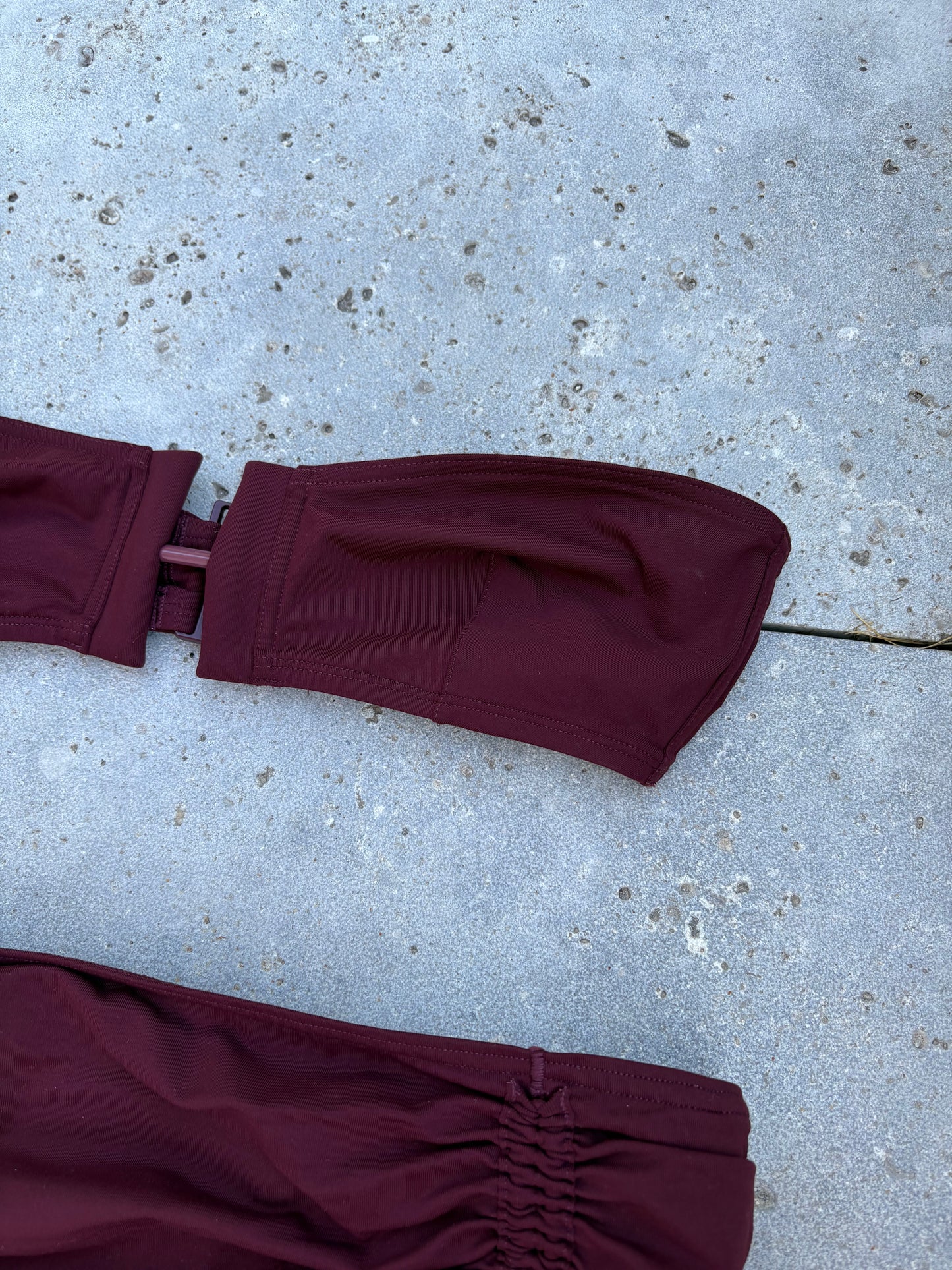 ERES. Bikini burdeos. T 38