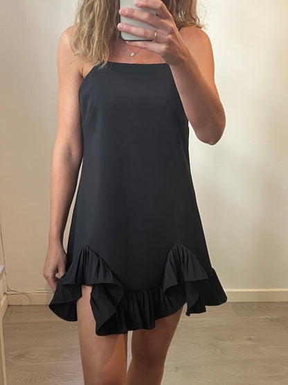 ASOS. Vestido corto negro volantes T.40