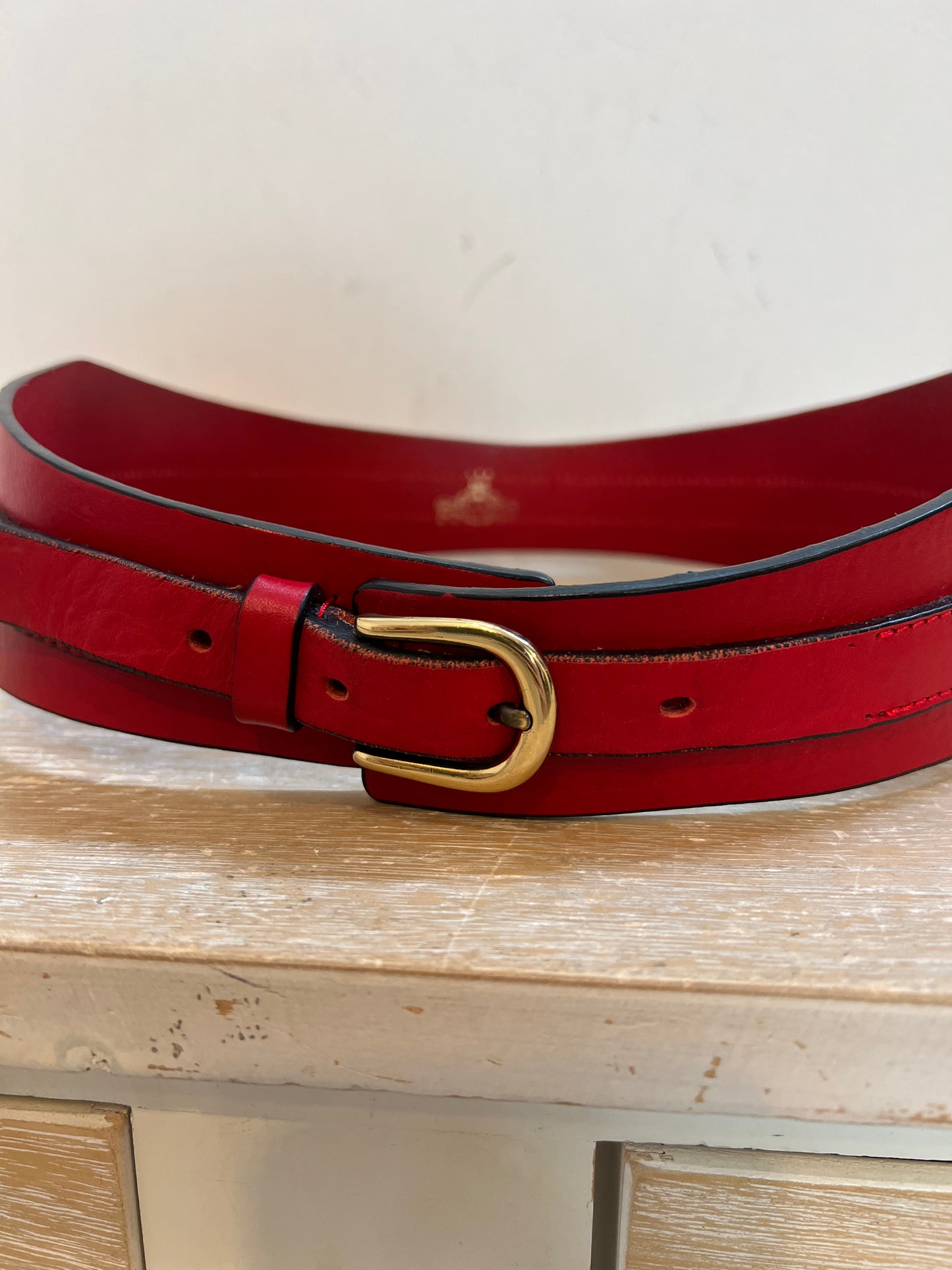 IQ COLLECTION. Leather sash belt