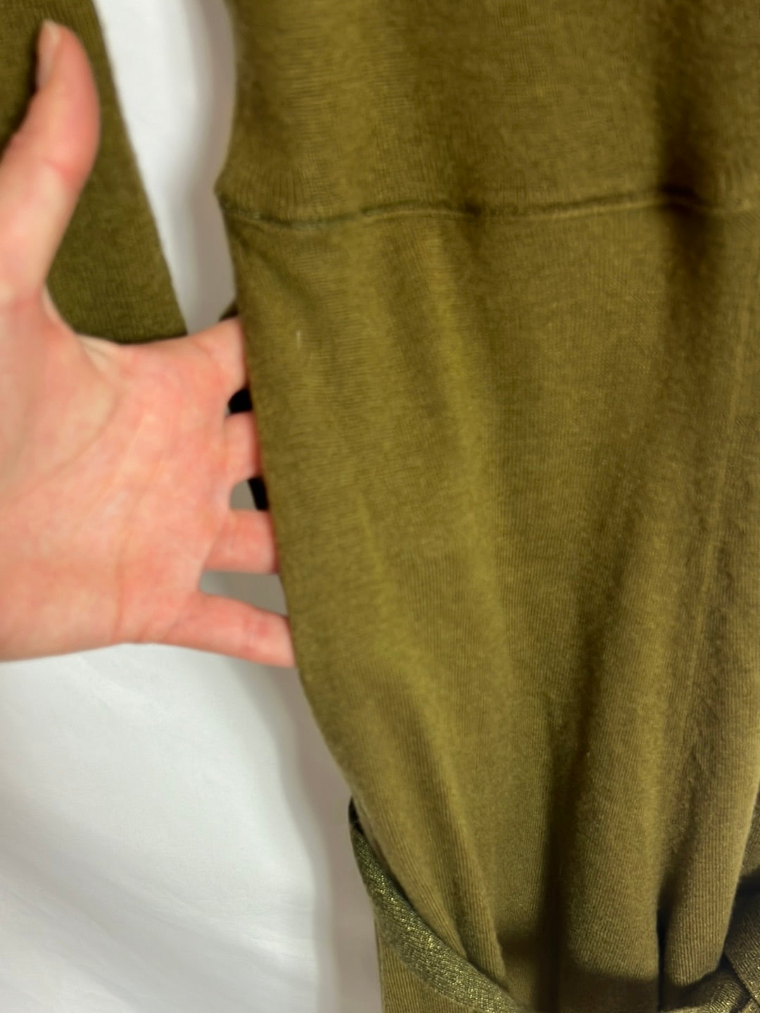 IS COMING. Mono verde punto lazada. T M