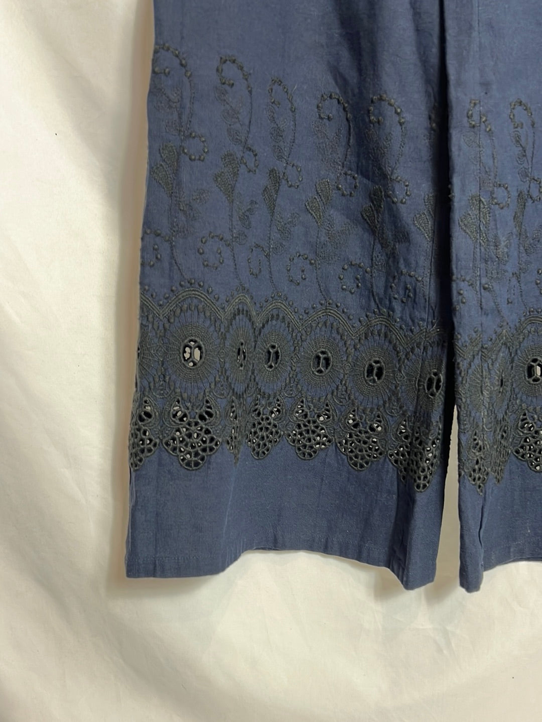 UTERQÜE. Pantalón azul ancho T.xs