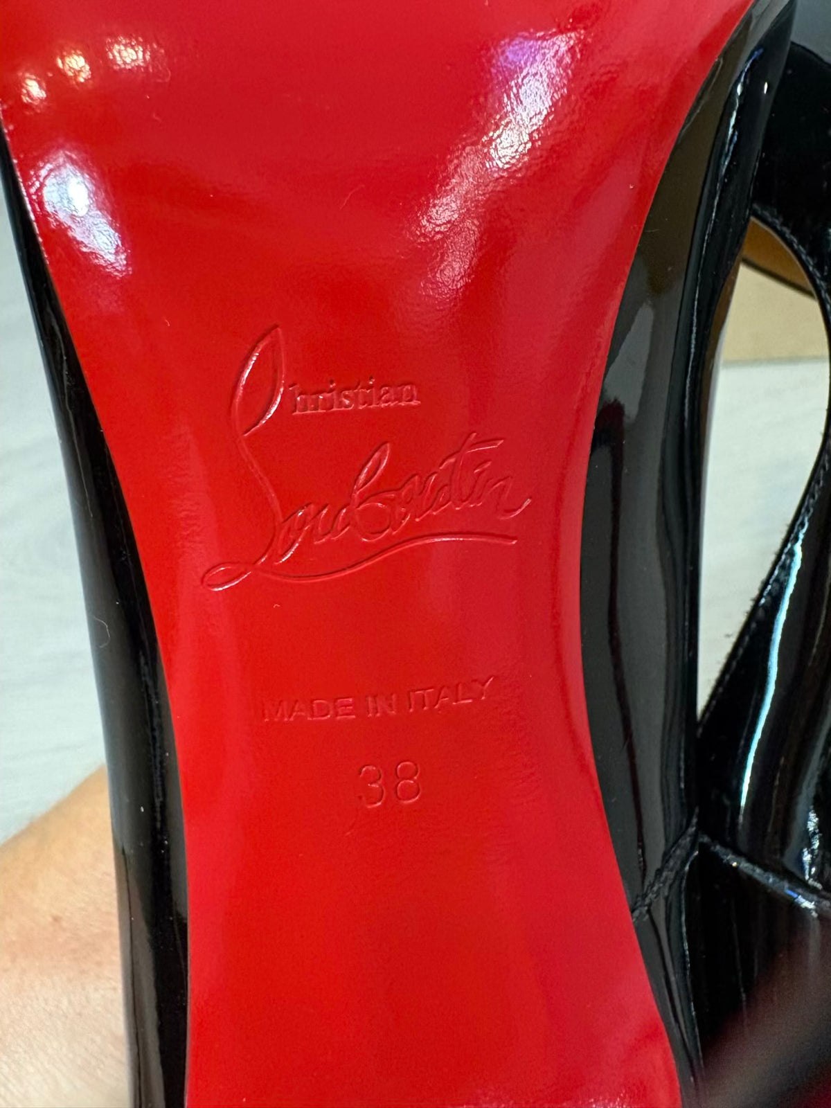 LOUBOUTIN. So Kate 120 tacones charol negros. T 38