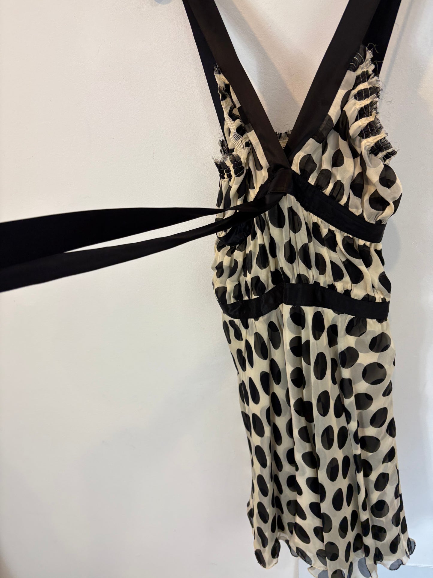 PATRIZIA PEPE. Vestido corto lunares seda