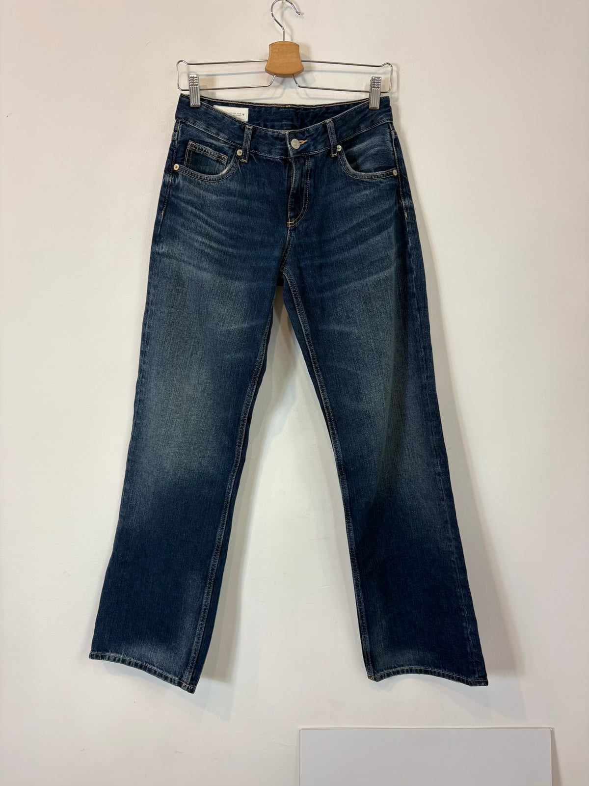 ZARA. Denim recto cintura media