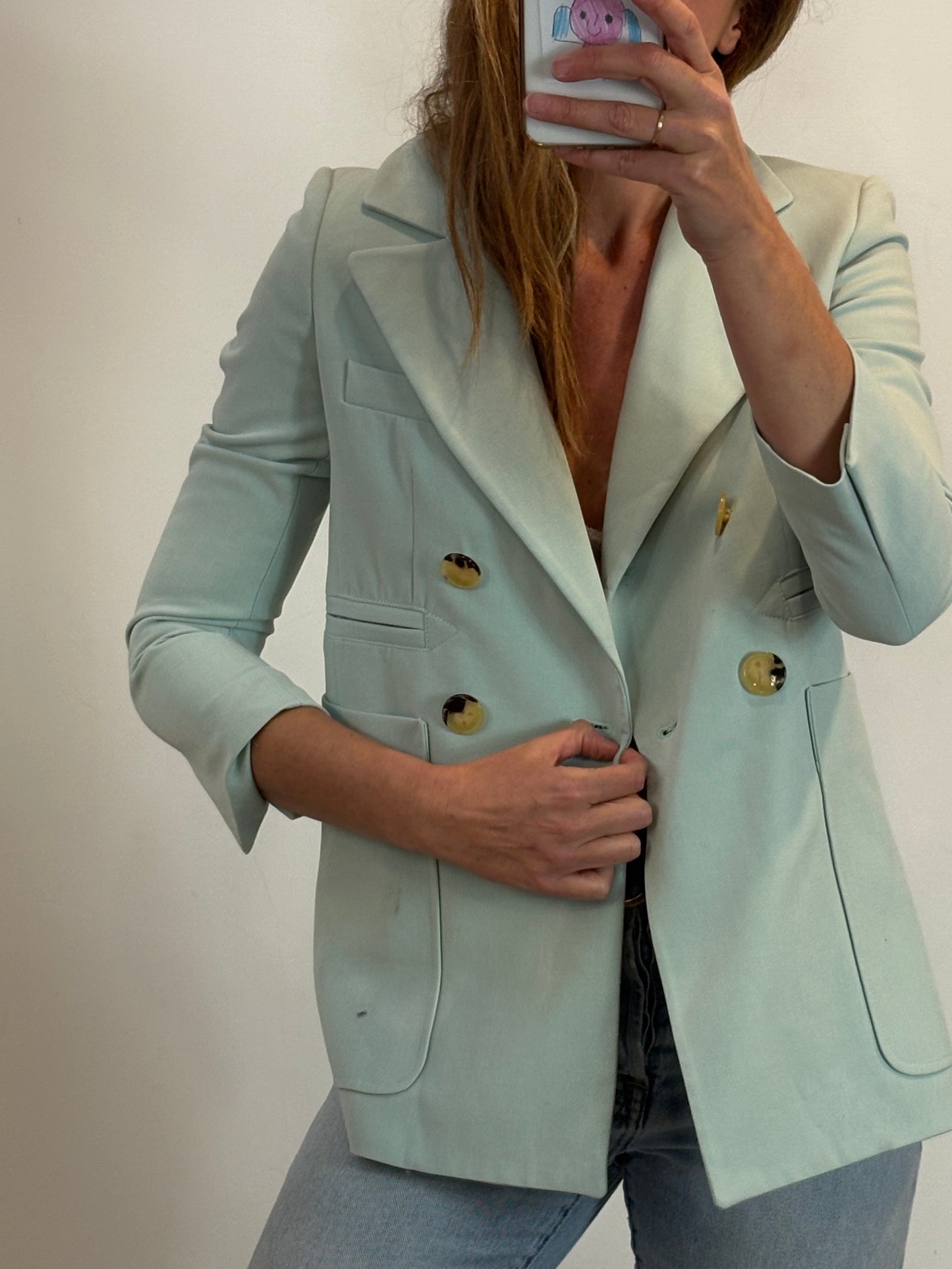 UTERQUE. Total look verde claro chaqueta y pantalón