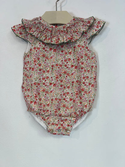 CALATEA. Flower-necked romper, 3 months old