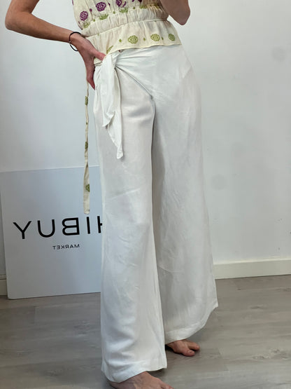 MASSIMO DUTTI. Pantalón blanco lazada mezcla