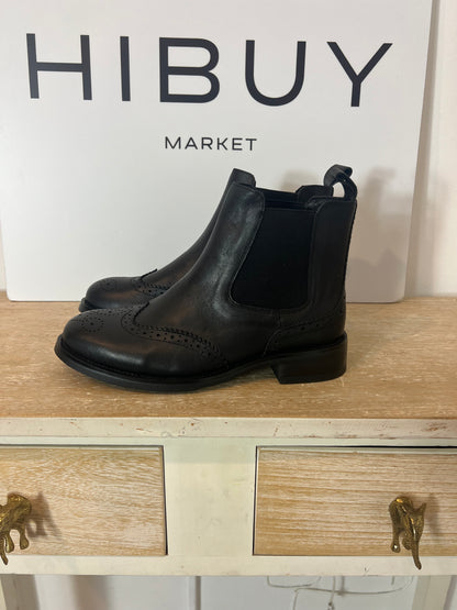 OTHER. Black ankle boots with die-cut details, size 38