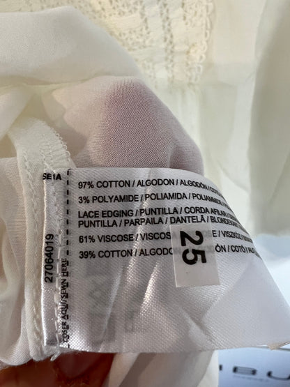 MANGO. Ecru blouse with neckline detail. Size XS