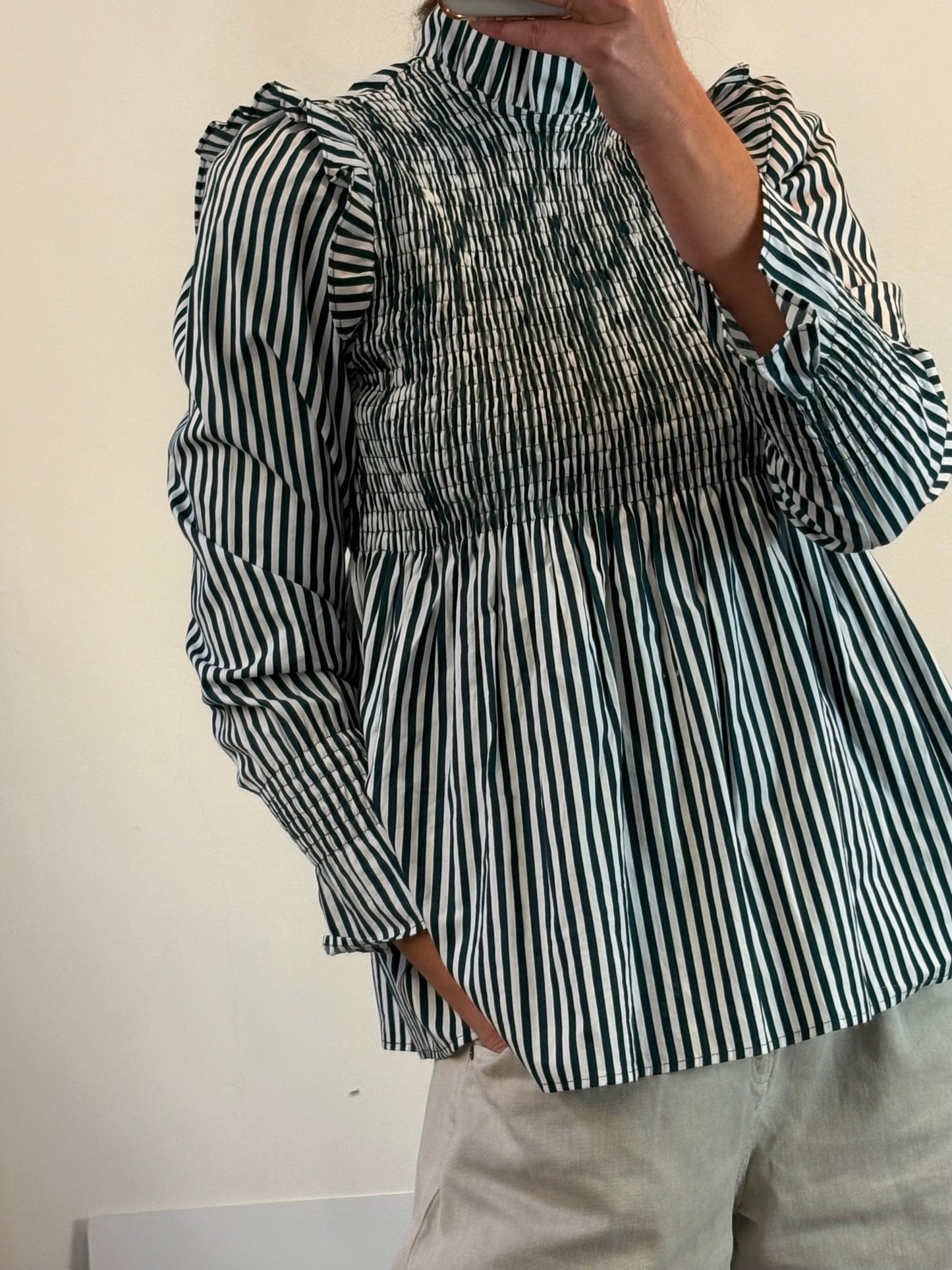 DELUEM. Blusa rayas nido de abeja