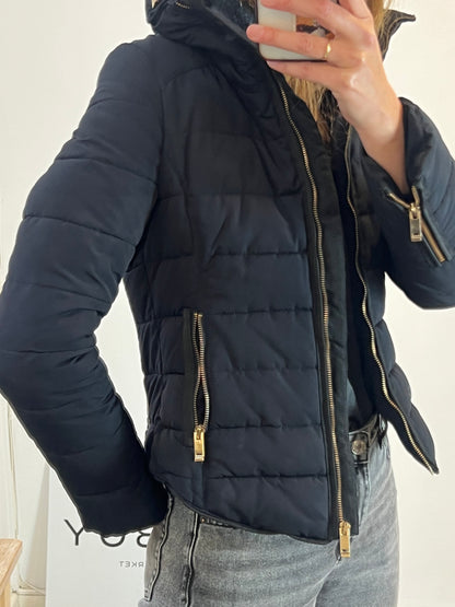 ZARA. Plumas azul capucha extraíble. T M