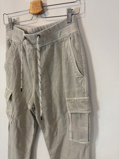 JAMES PERSE. Pantalón textura bolsillos