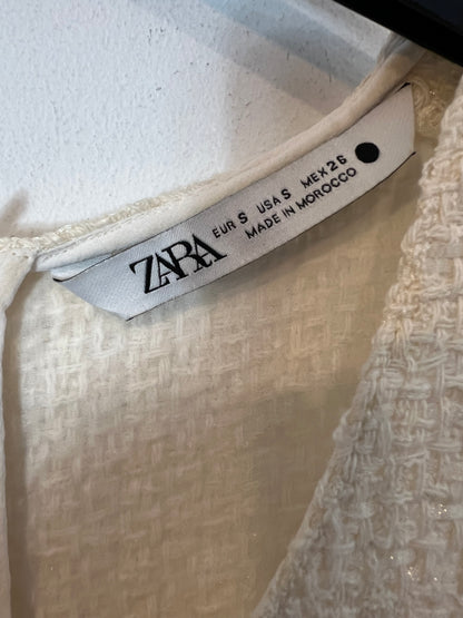 ZARA. top blanco tweed T.s