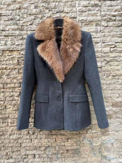 ZARA. Blazer marengo cuello pelito