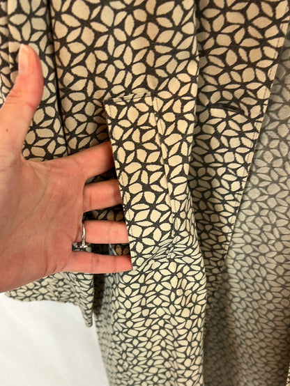 EWOOLUIZONE. Chaqueta estampada fluida. T 40