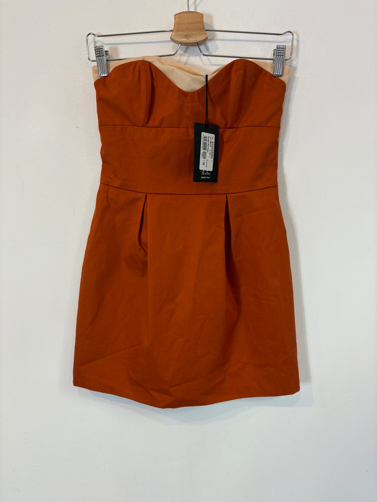 MASSIMO DUTTI. Short green skirt with pocket T.xs