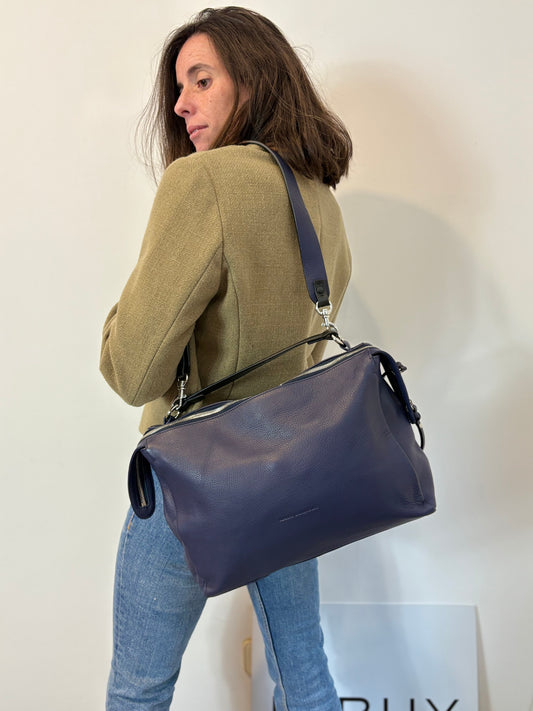 ADOLFO DOMINGUEZ. Bolso piel azul doble asa