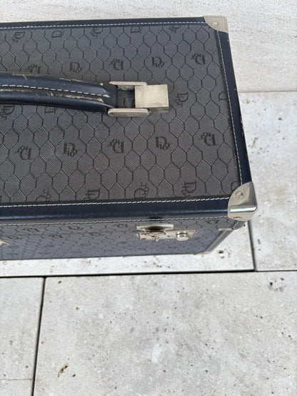 DIOR. Neceser de viaje