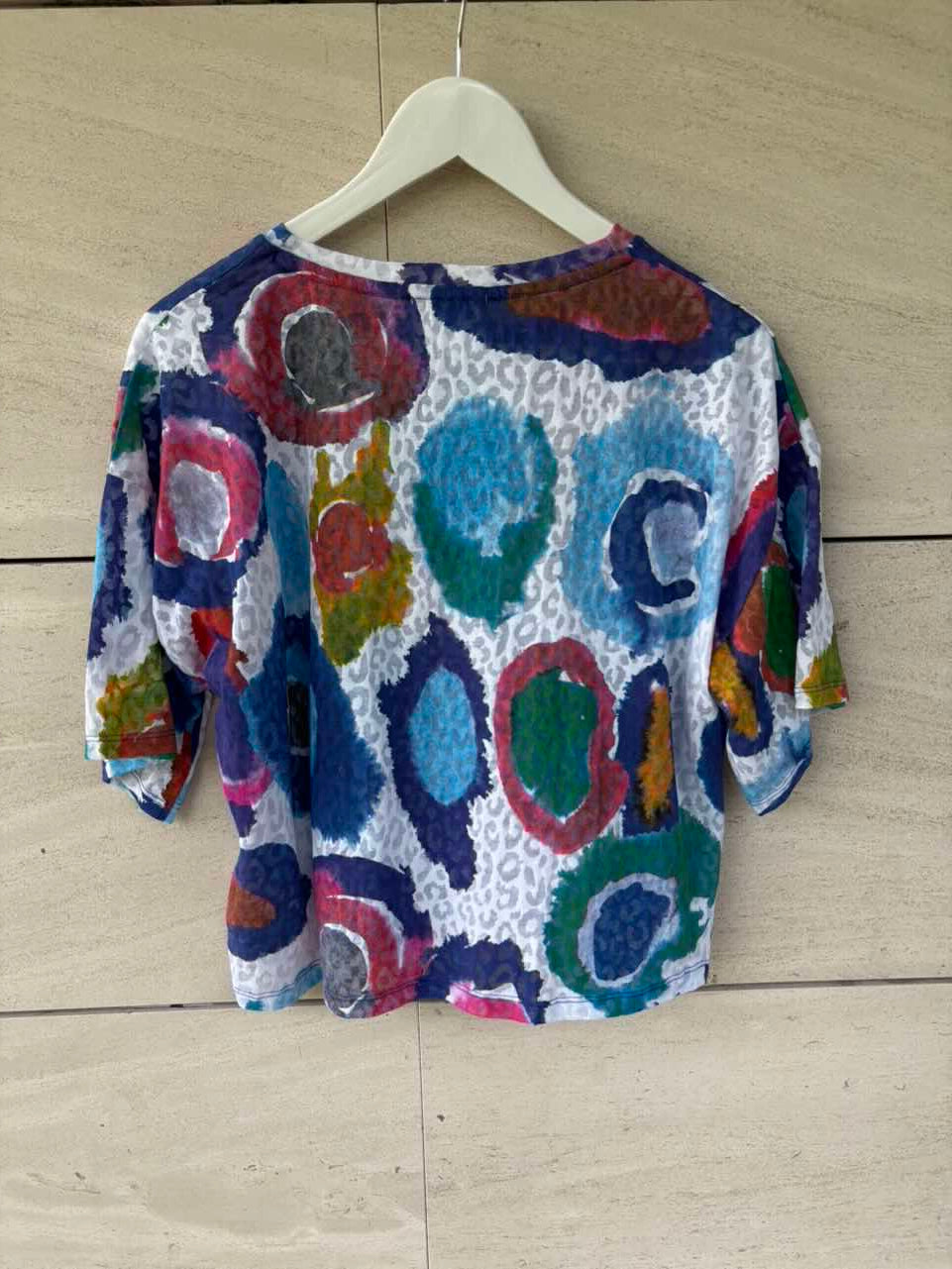 BIMBA Y LOLA. Camiseta textura colores