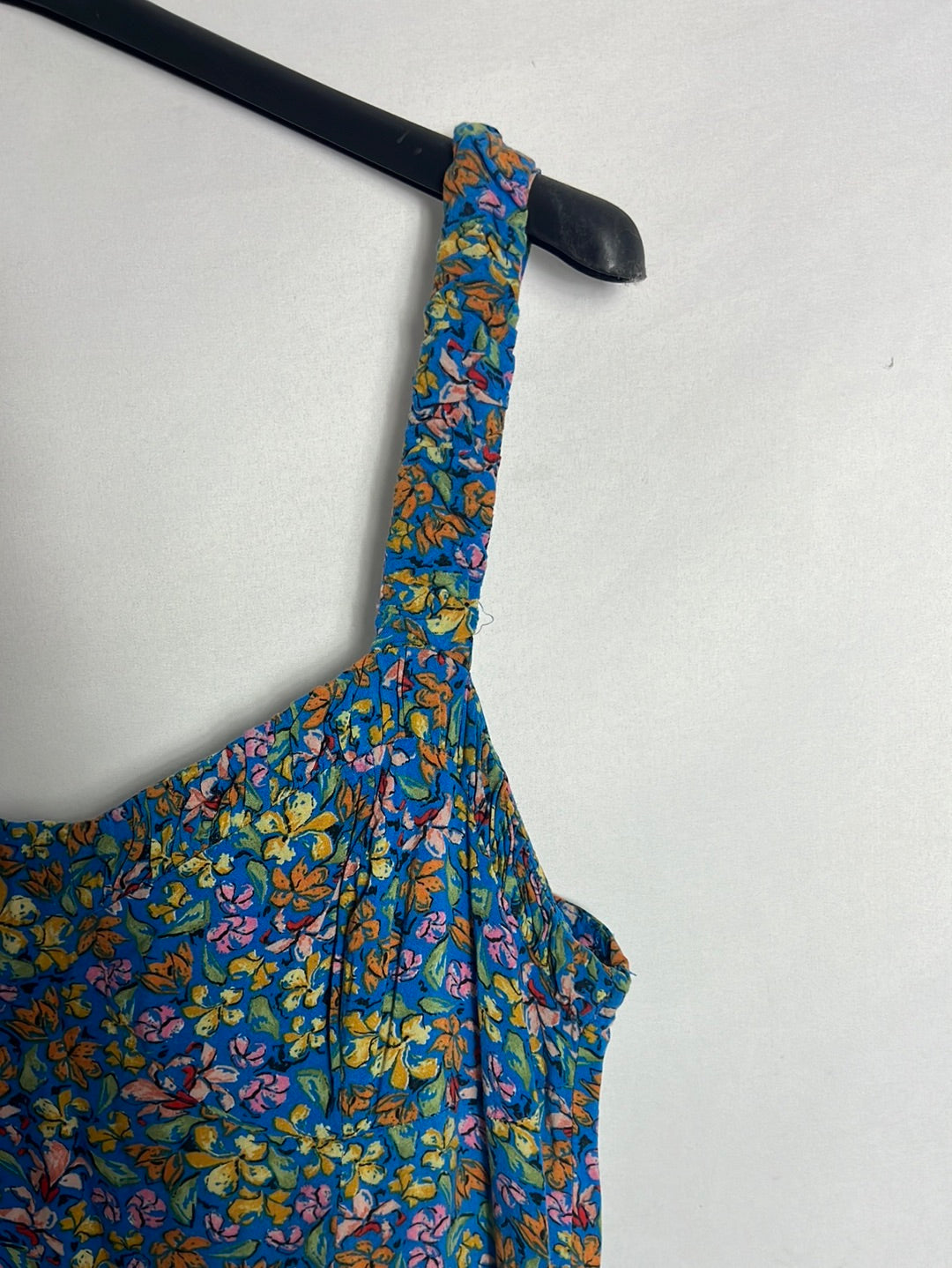 ZARA. Vestido midi apertura estampado. TM