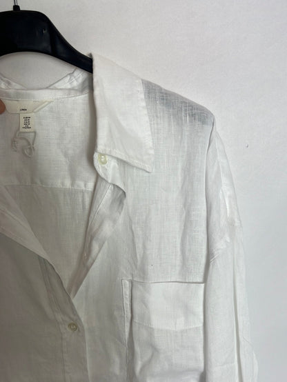 H&M. Blusa blaca lino estilo oversized. T M