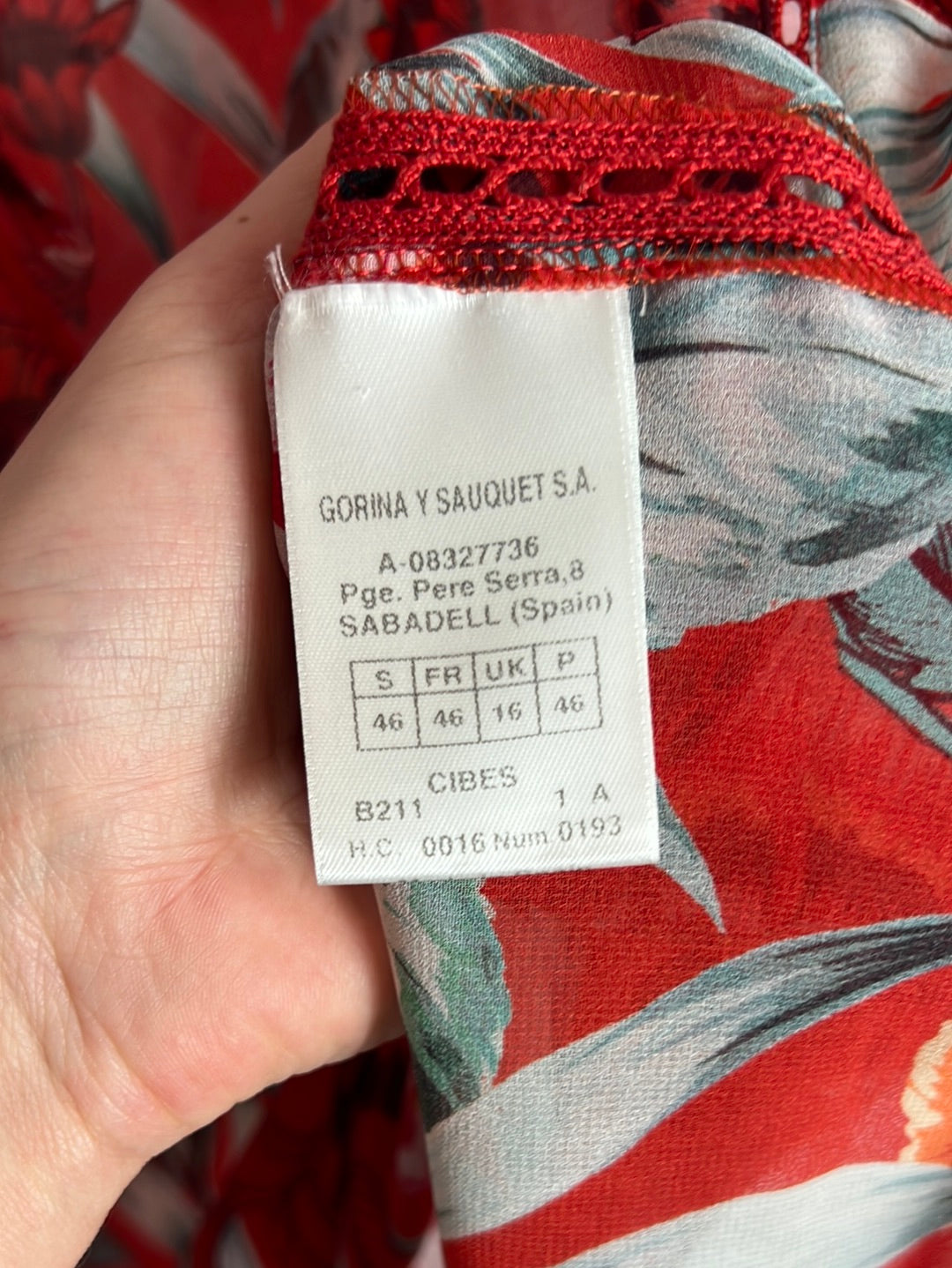 LASSARRE. Red floral blouse T.46