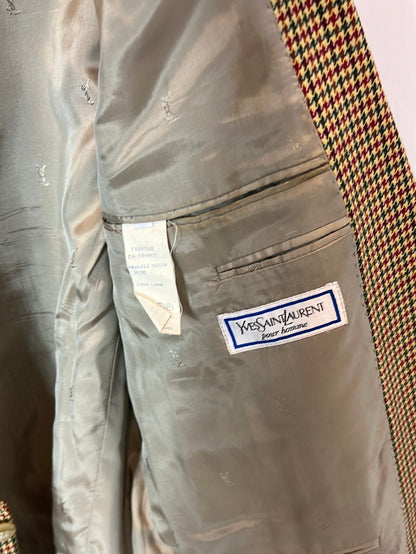YVES SAINT LAUREN. Blazer camel pata de gallo T.52(vintage)