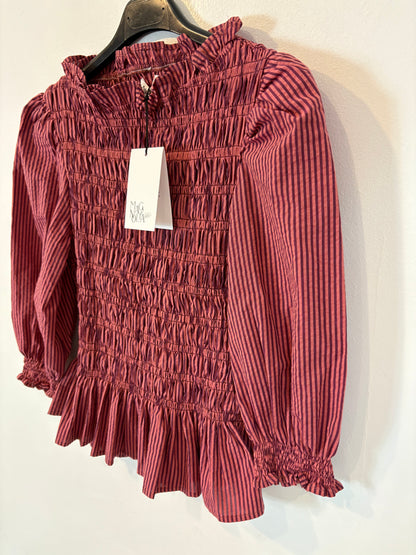 MAGNOLYA. Blusa rosa nido de abeja