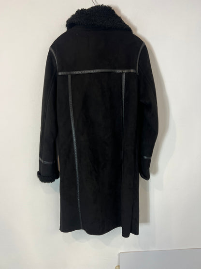 ZARA. Black double-textured coat. Size XS