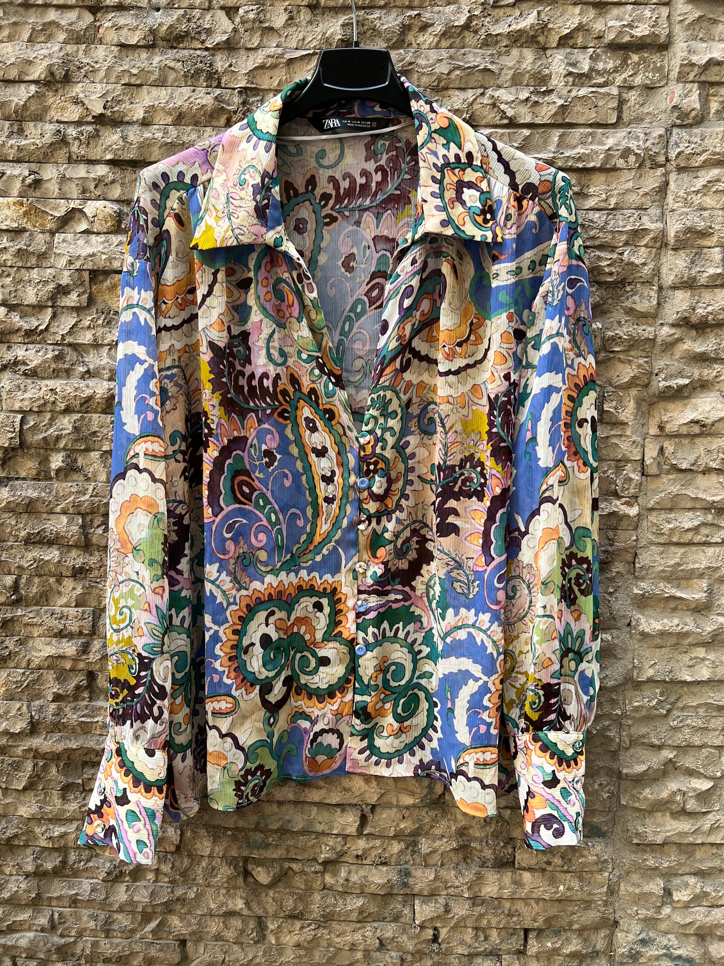 ZARA. Tm flower print blouse