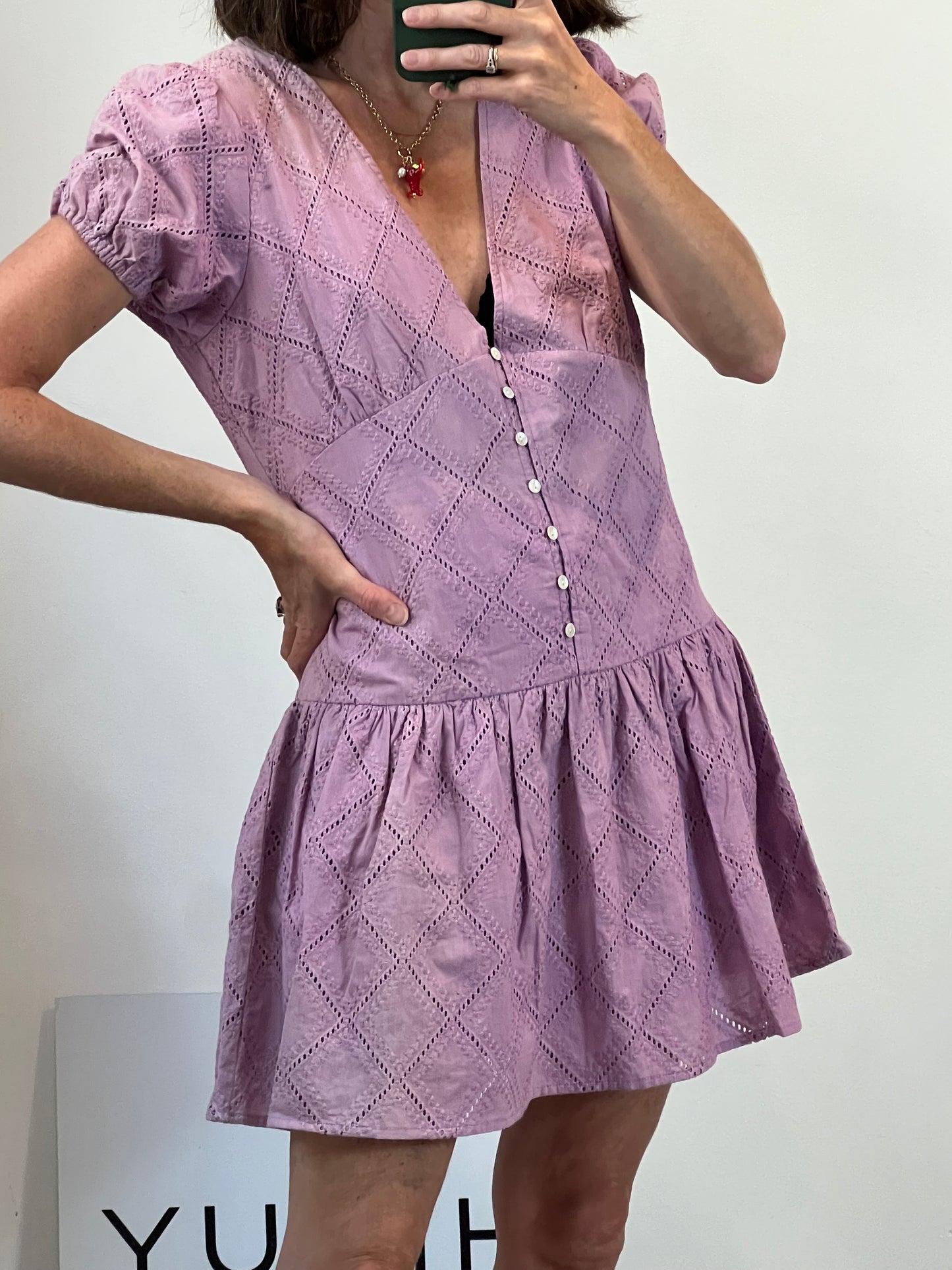 HIGH SPIRIT. Mauve die-cut dress Yours