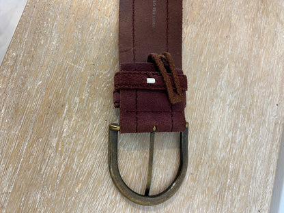 GAP. Burgundy leather belt. TS/M