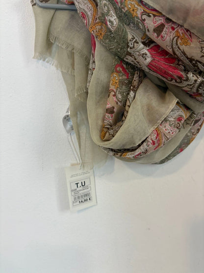 NATURA. Pañuelo estampado fluido