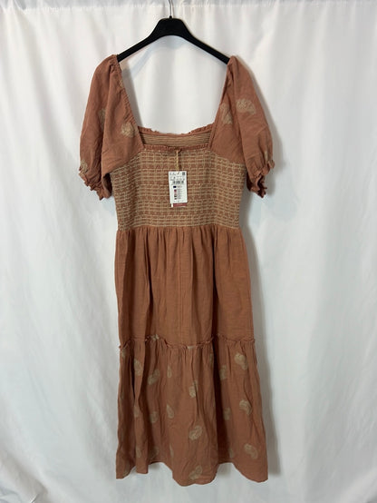 SLOWLOVE. Embroidered honeycomb dress Tm