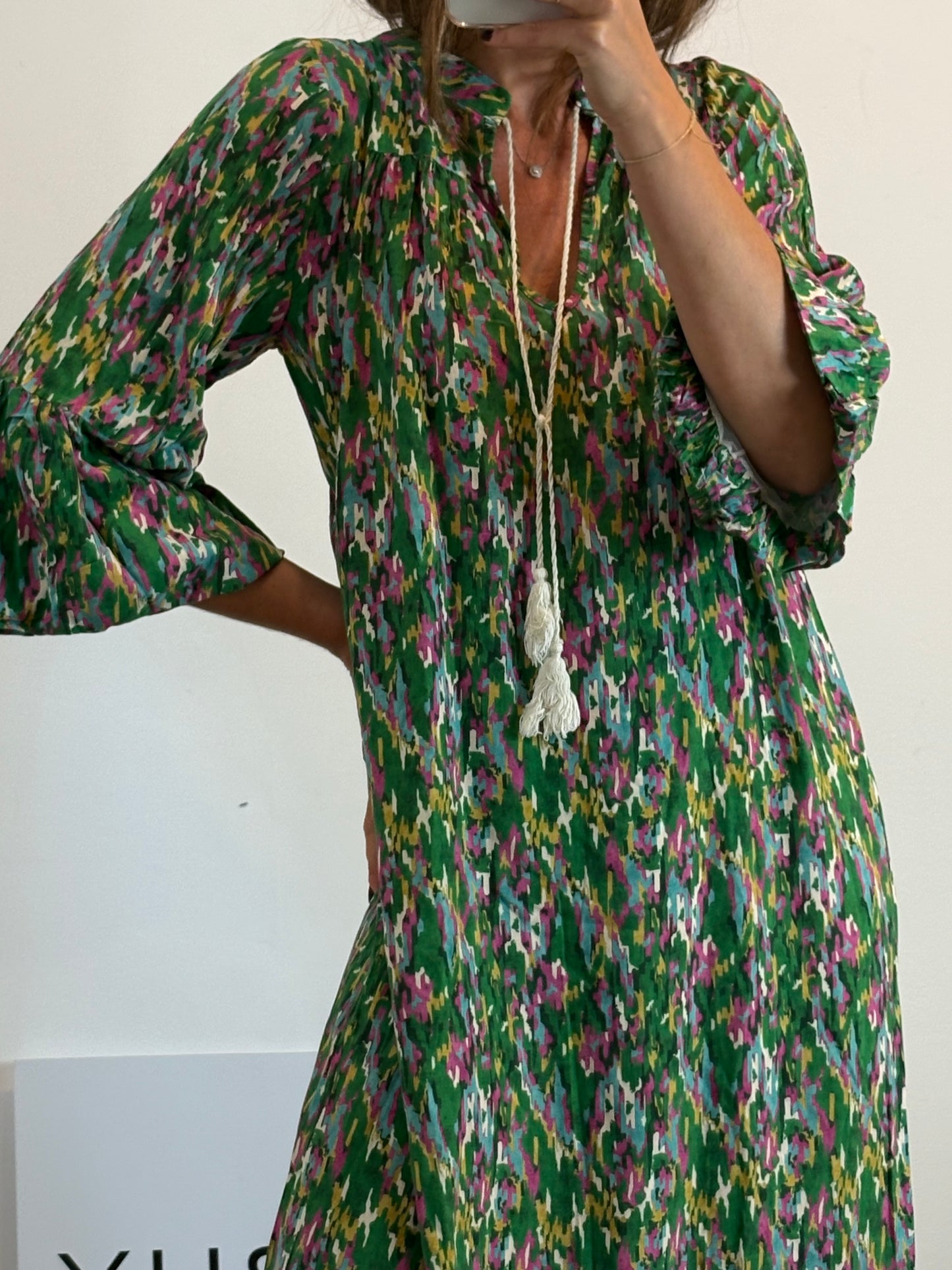 CARLA DI CARLA. Vestido largo verde estampado. T S