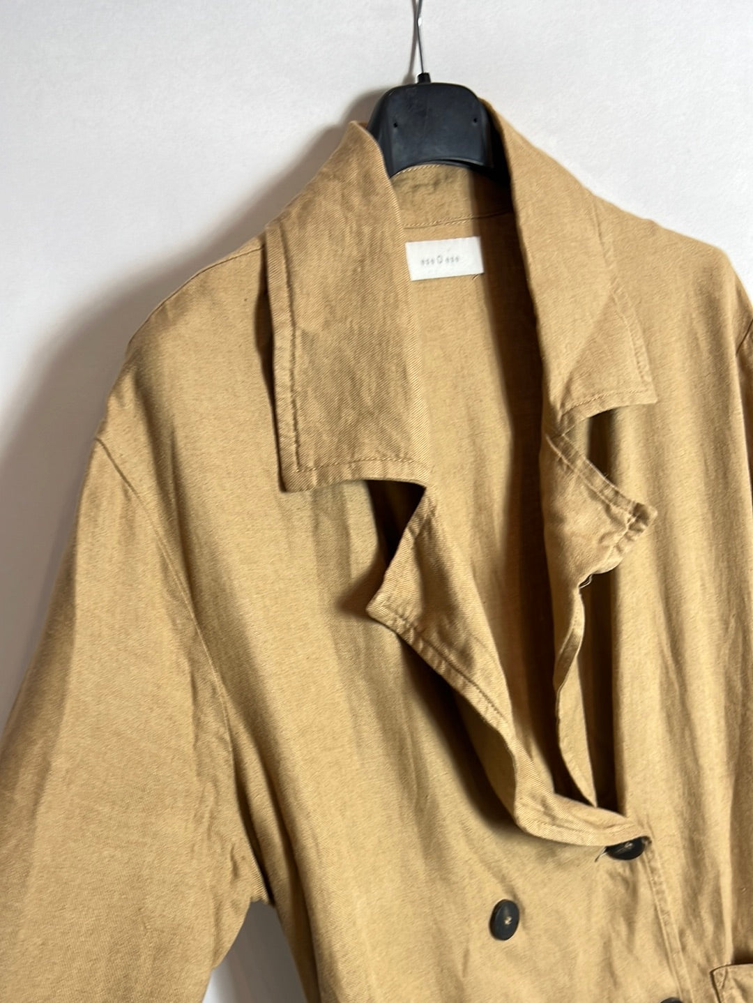 THAT OR THAT. Flowing camel linen jacket. TS