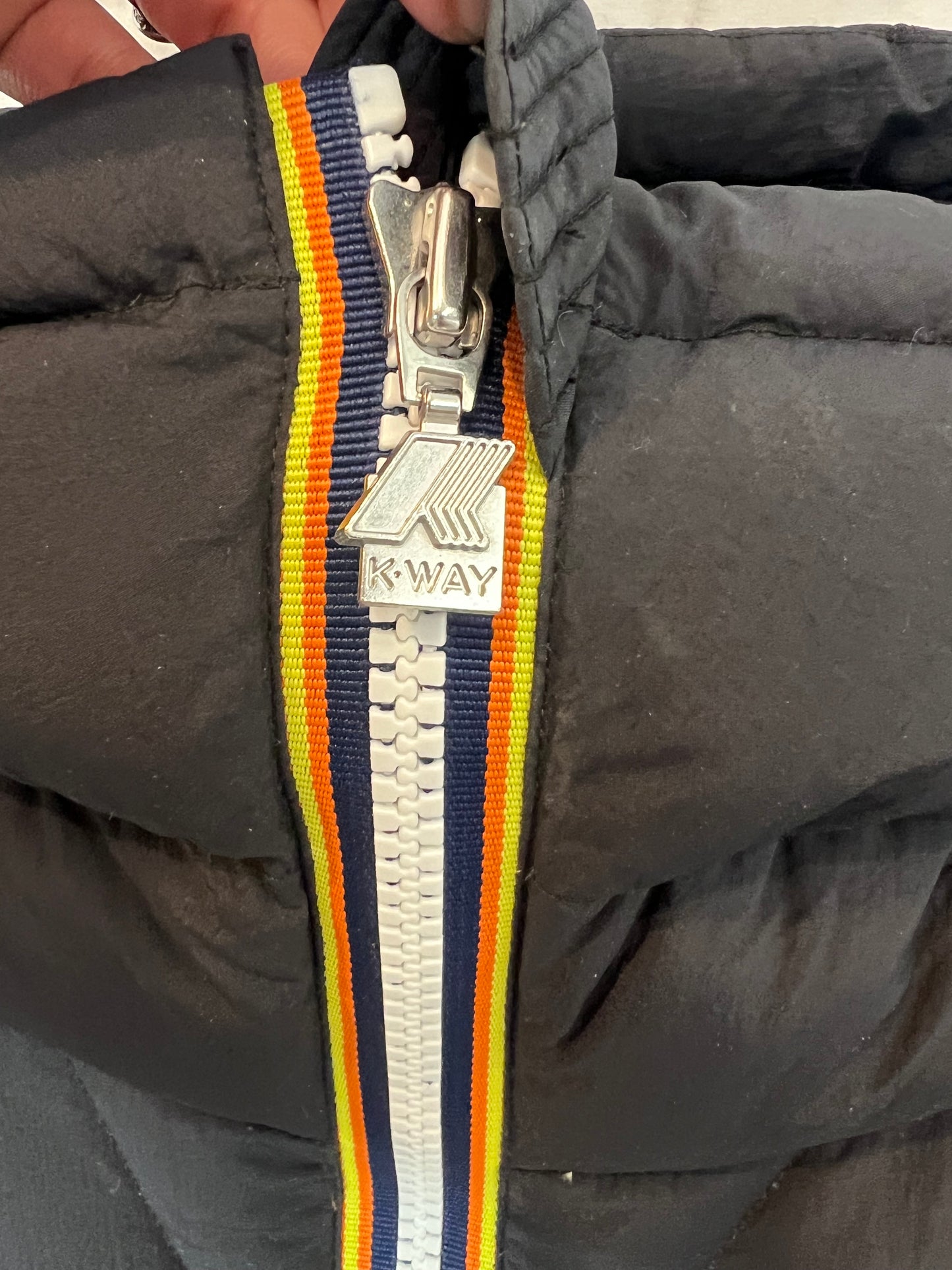 K-WAY SEVEN. Plumas largo reversible negro T.7(m)