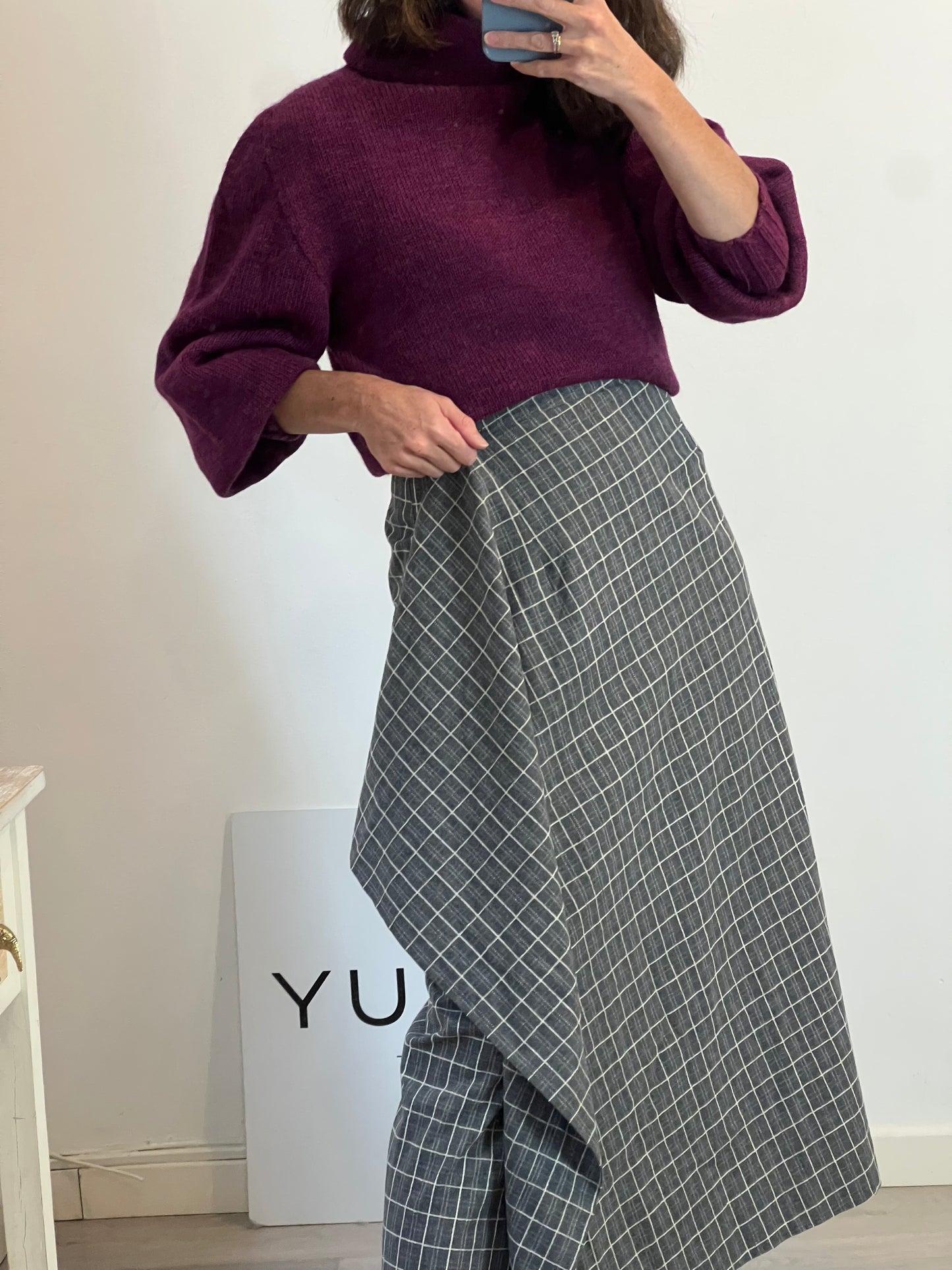 SEE IOU x JUAN AVELLANEDA. Burgundy turtleneck sweater. TS