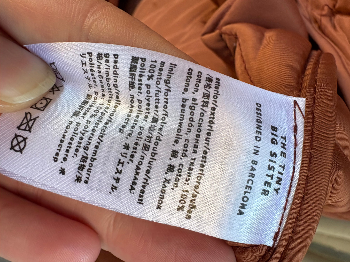 AMEÉ. Sleeveless fringed sweater S.(s)