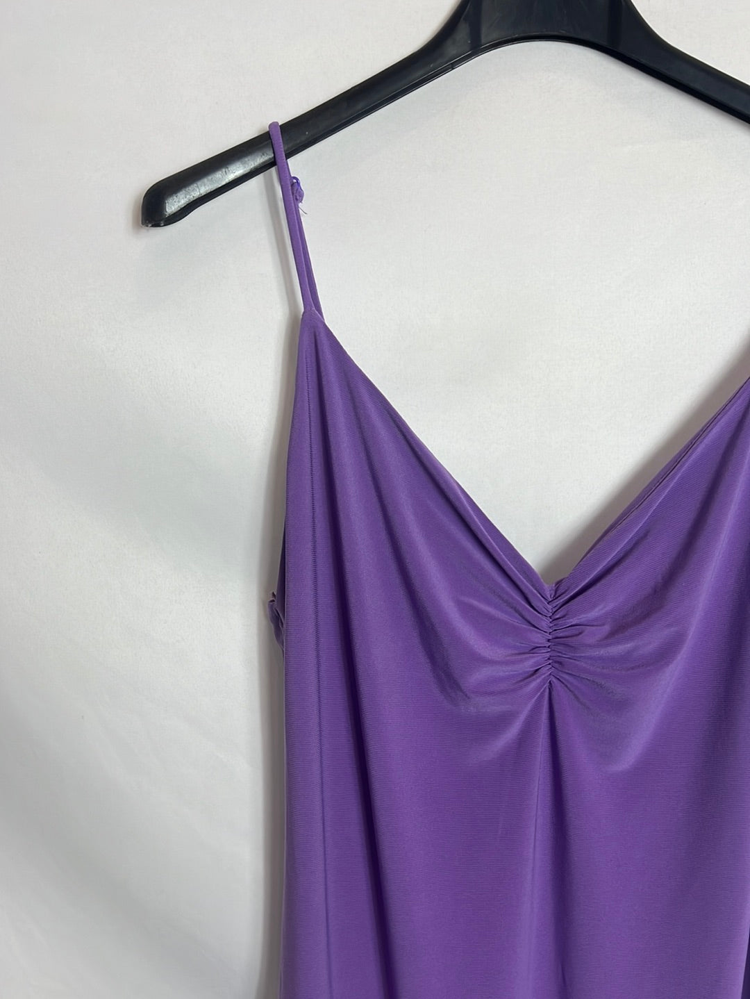 ZARA. Vestido midi morado. T S