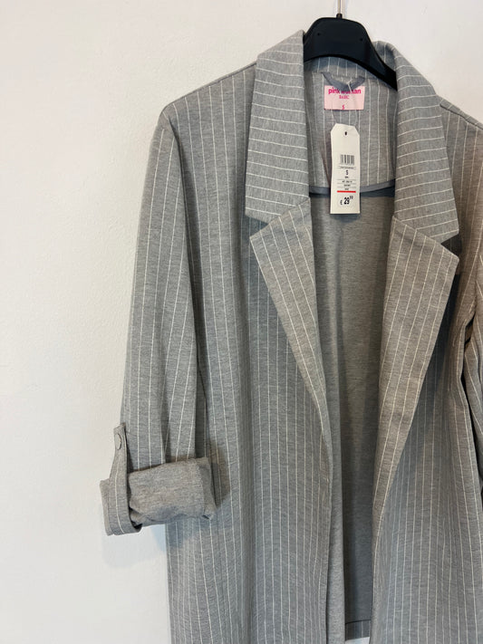 PINK WOMAN. Blazer gris raya diplomática. T s