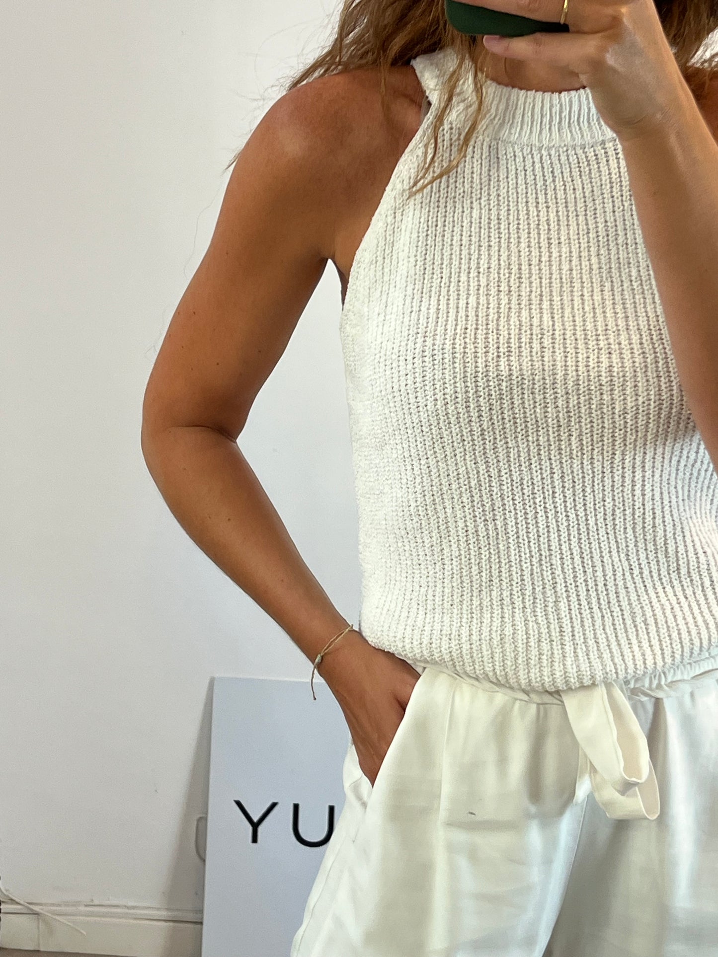 MANGO. Top punto halter . T L