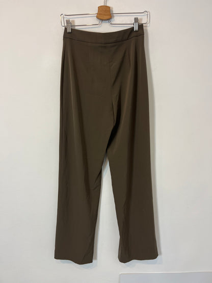 H&amp;M. Flowy green trousers size 36
