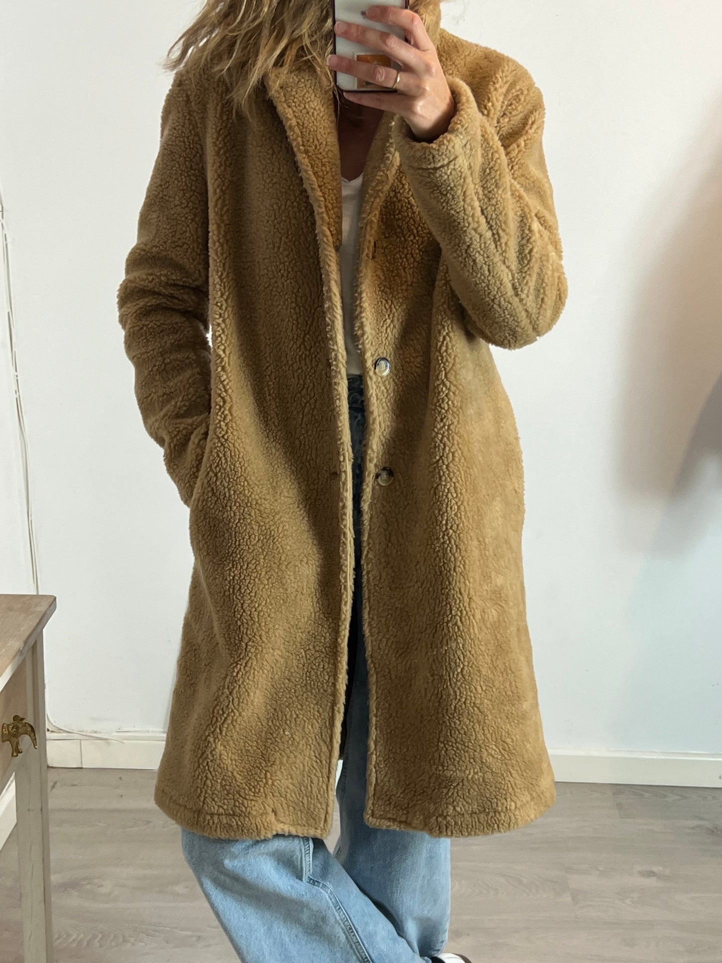 NOHOW. Beige shearling coat T.xl (m/l)