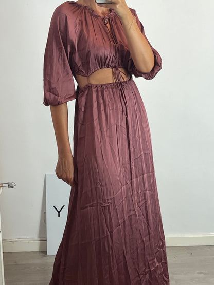 ZARA. Vestido largo satinado aperturas. T S